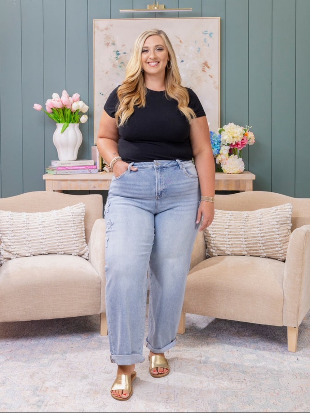 Risen Slouchy Cropped Barrel Jeans with Flower Patch Details | 1X
